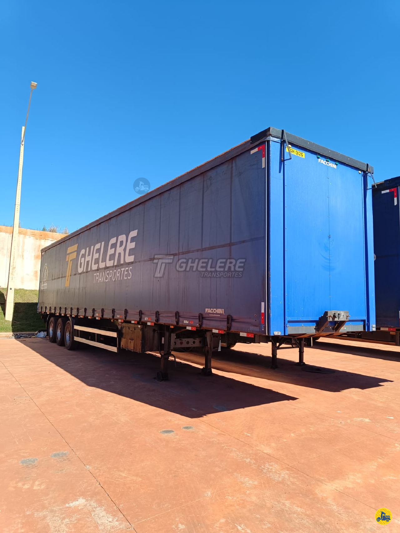 CARRETA SEMI-REBOQUE BAU SIDER Reta Ghelere Transportes CASCAVEL PARANÁ PR